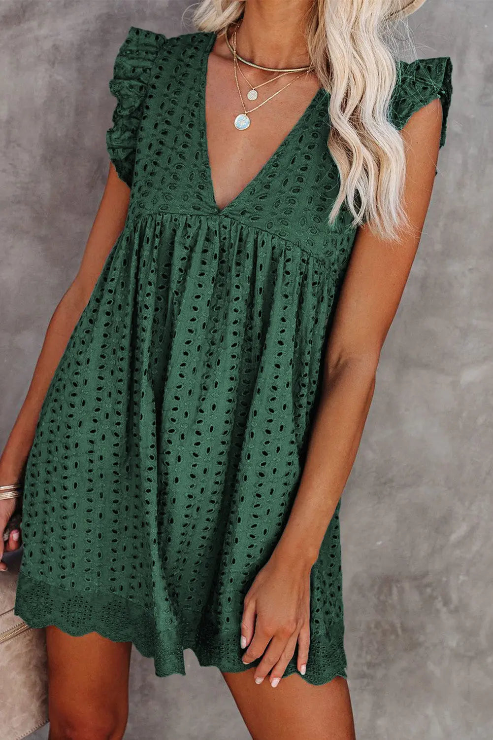 Vestido Soltinho Com Bolso Decotado - Shorts Integrado