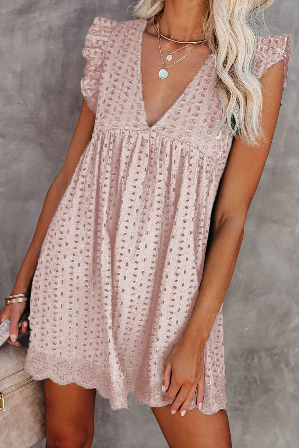 Vestido Soltinho Com Bolso Decotado - Shorts Integrado